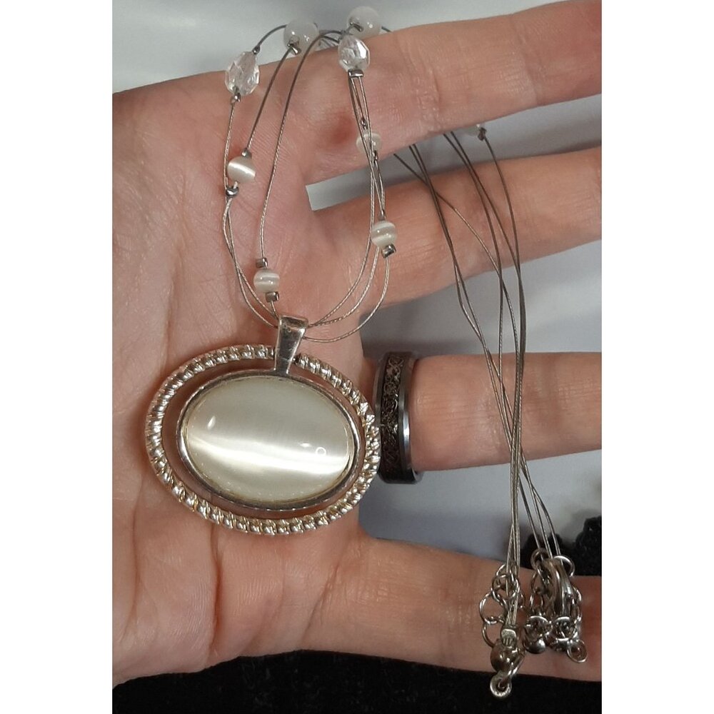Bridal Mermaidcore White Cateye Glass Necklace With Multi Beaded Strands - Picture 3 of 3